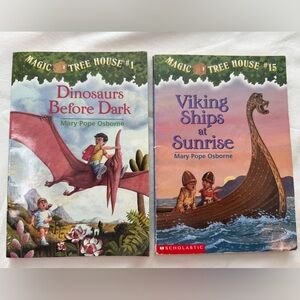 Magic Tree House, Original Series - Small Lot (2 Books)